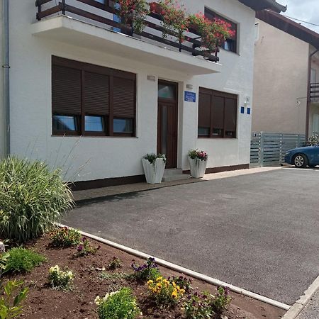 Apartman Nikola Gospić Εξωτερικό φωτογραφία