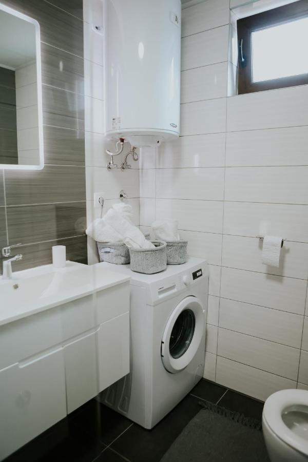 Apartman Nikola Gospić Εξωτερικό φωτογραφία