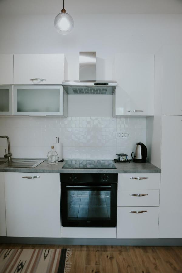 Apartman Nikola Gospić Εξωτερικό φωτογραφία