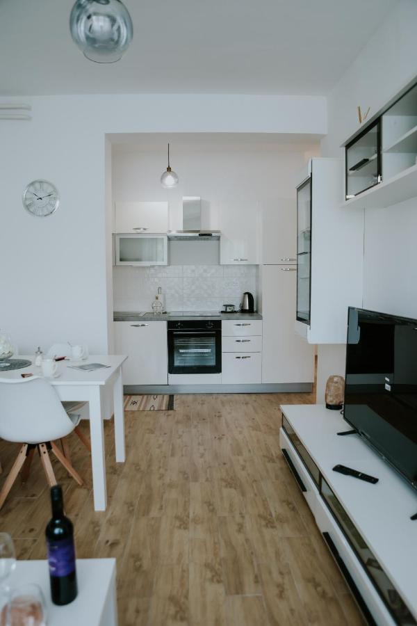 Apartman Nikola Gospić Εξωτερικό φωτογραφία