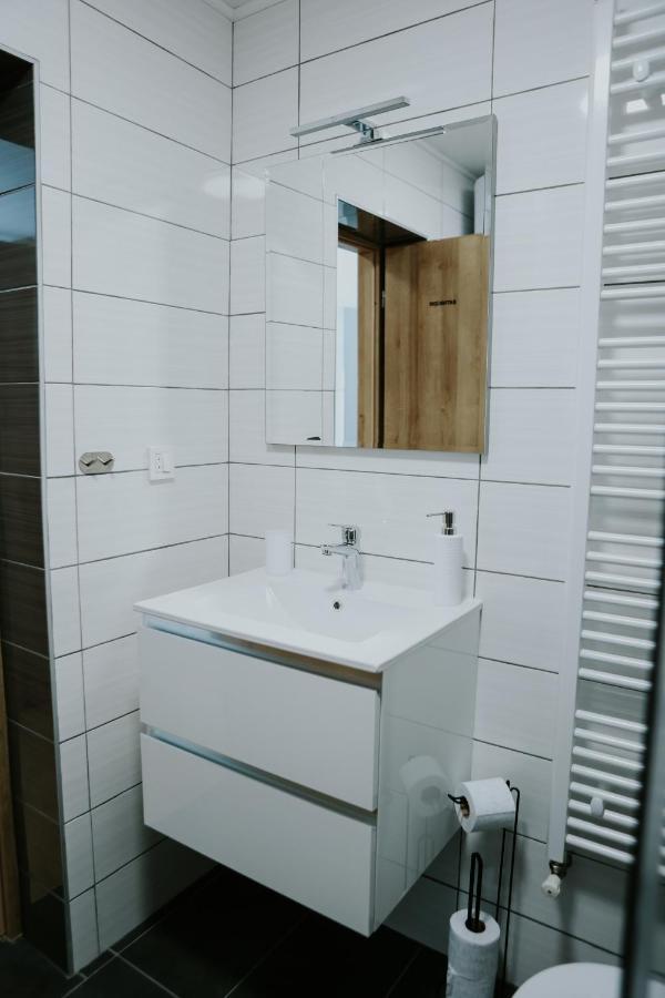 Apartman Nikola Gospić Εξωτερικό φωτογραφία