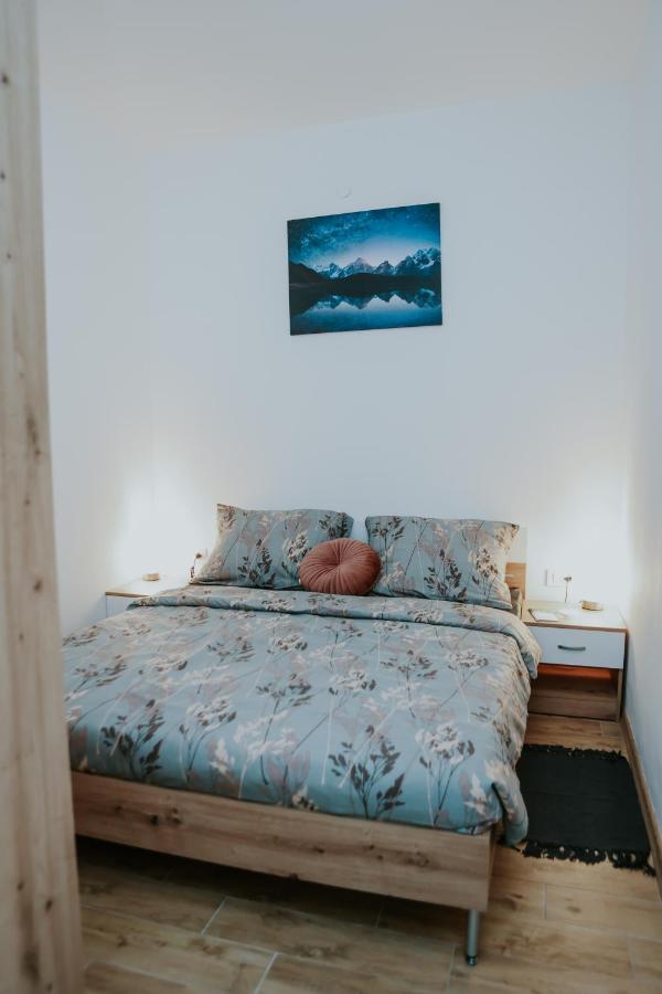 Apartman Nikola Gospić Εξωτερικό φωτογραφία